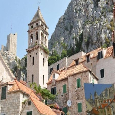 Sandy Beach Apartment Omiš Екстериор снимка