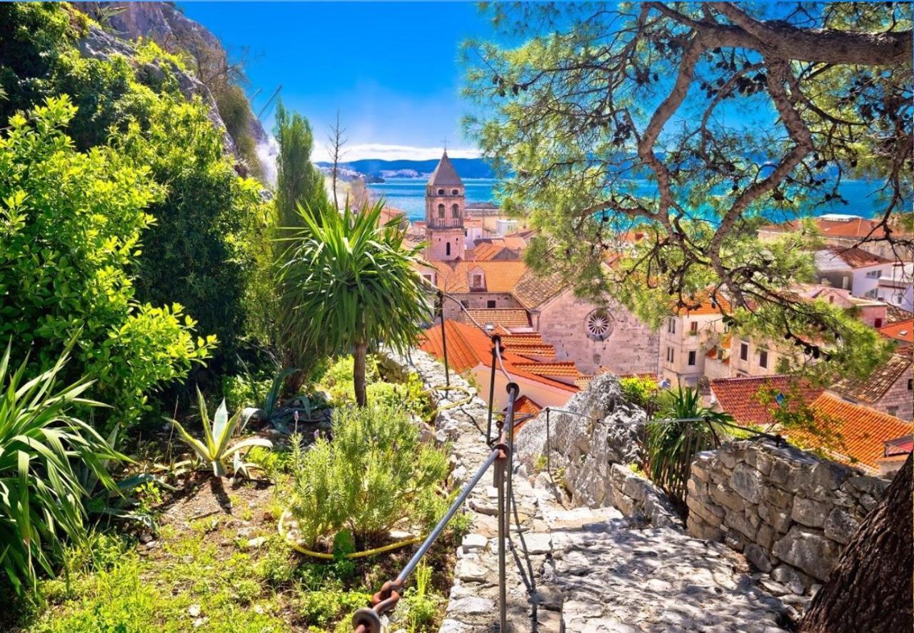 Sandy Beach Apartment Omiš Екстериор снимка