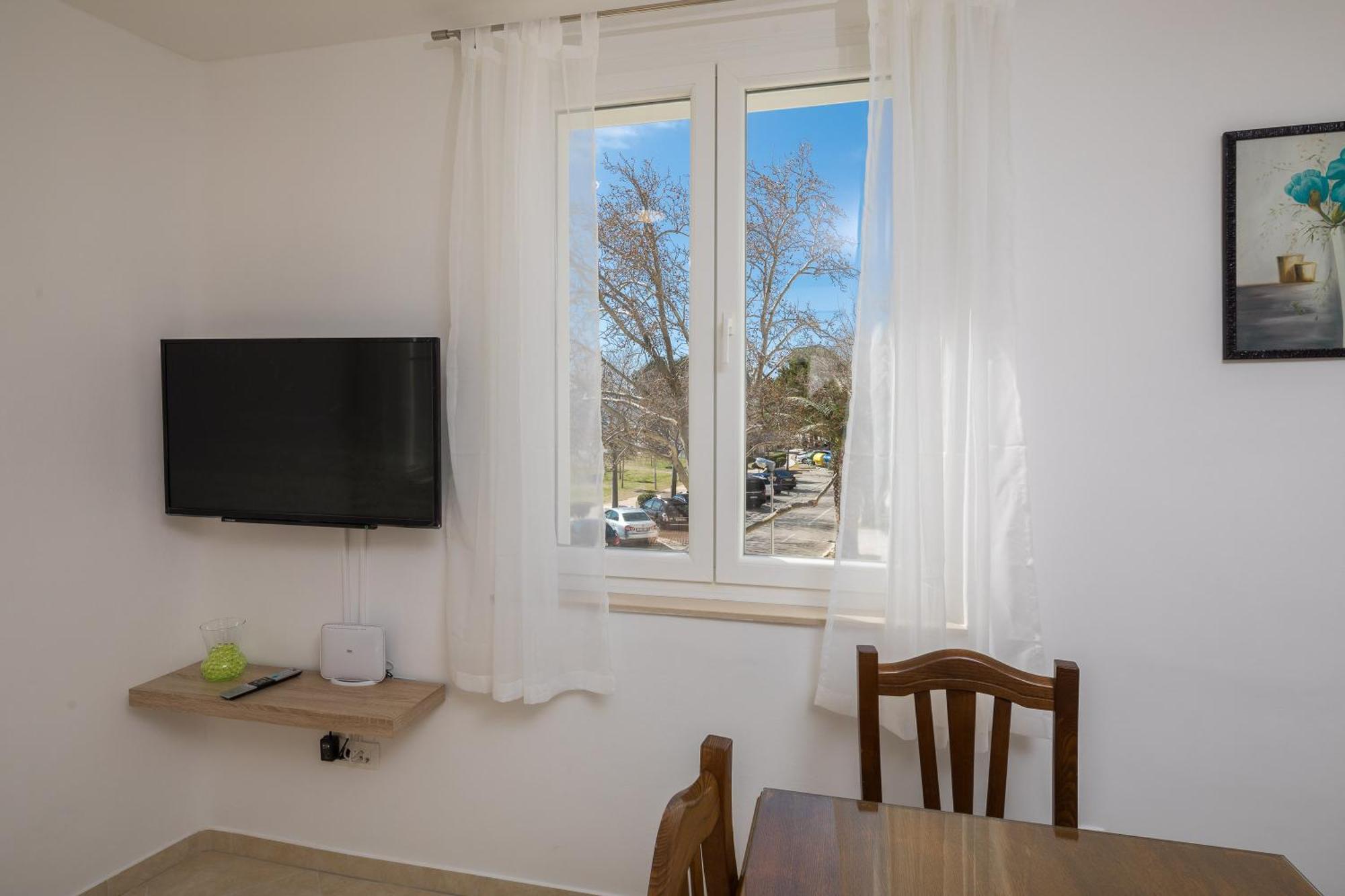 Sandy Beach Apartment Omiš Екстериор снимка