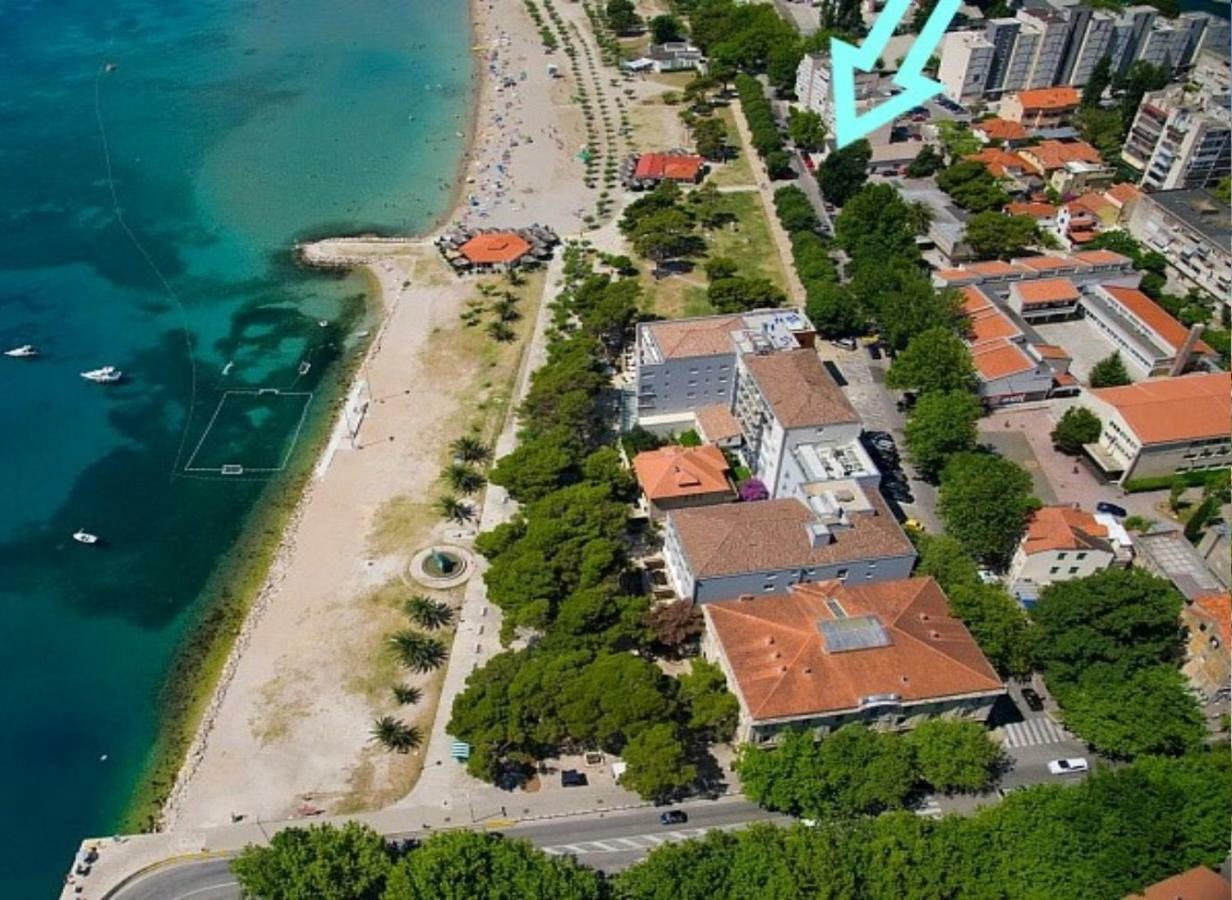 Sandy Beach Apartment Omiš Екстериор снимка
